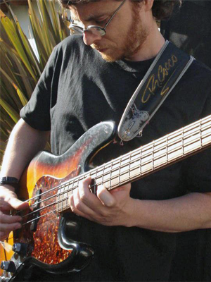 Damian Vernis