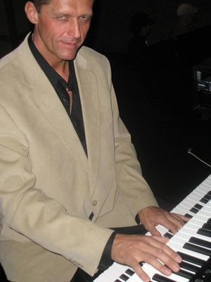 Laszlo Kamaker